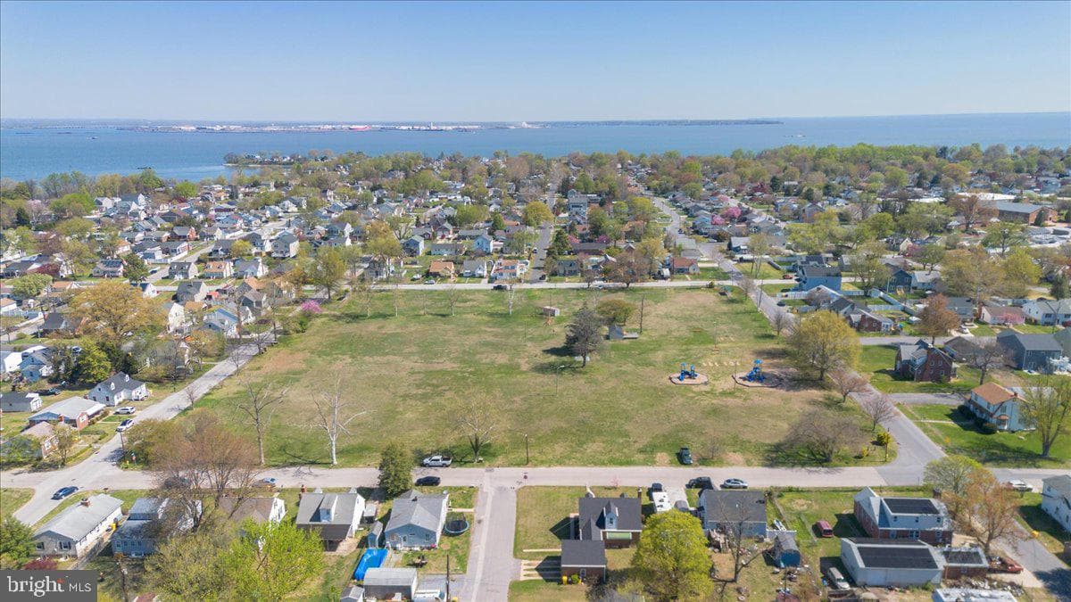 8466 Greenway photo 48
