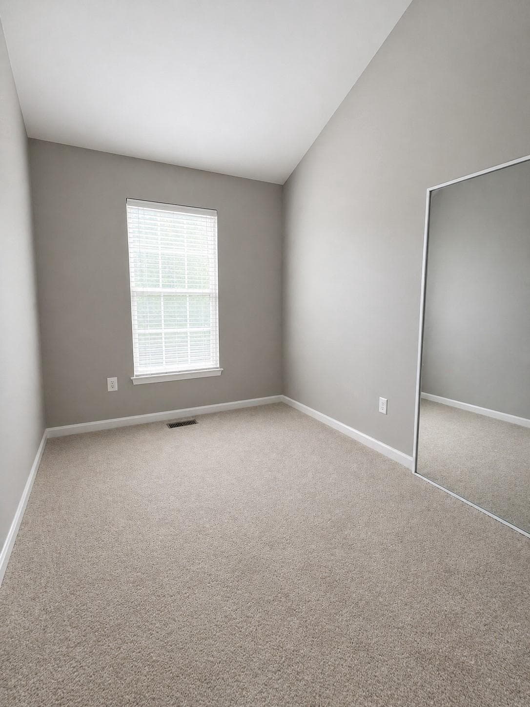 68 Harbour Heights Drive photo 10