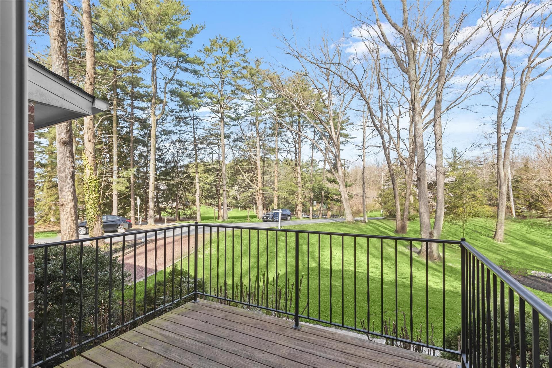 326 Edgewater Road photo 34