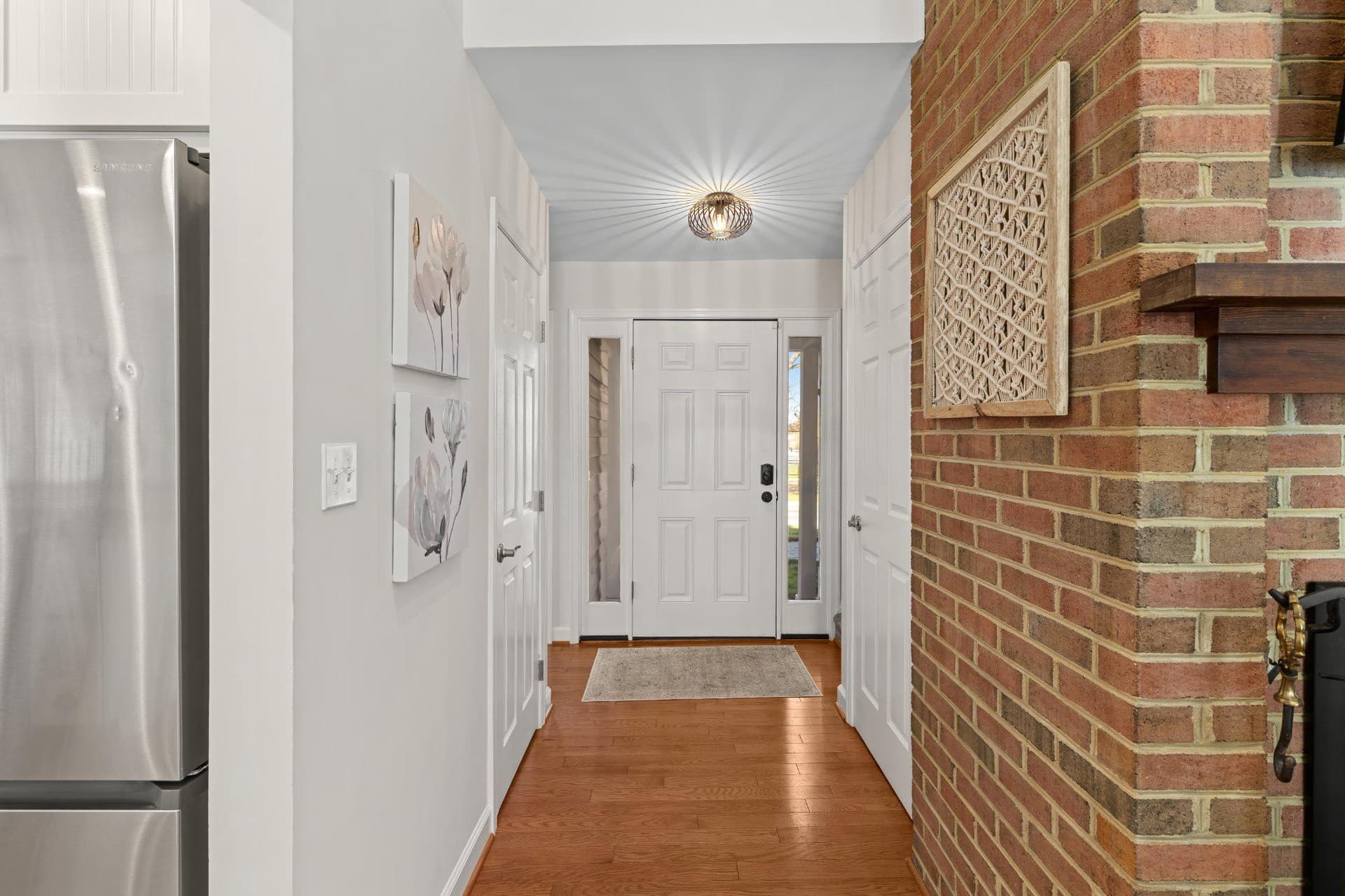 704 Ticonderoga Avenue photo 4
