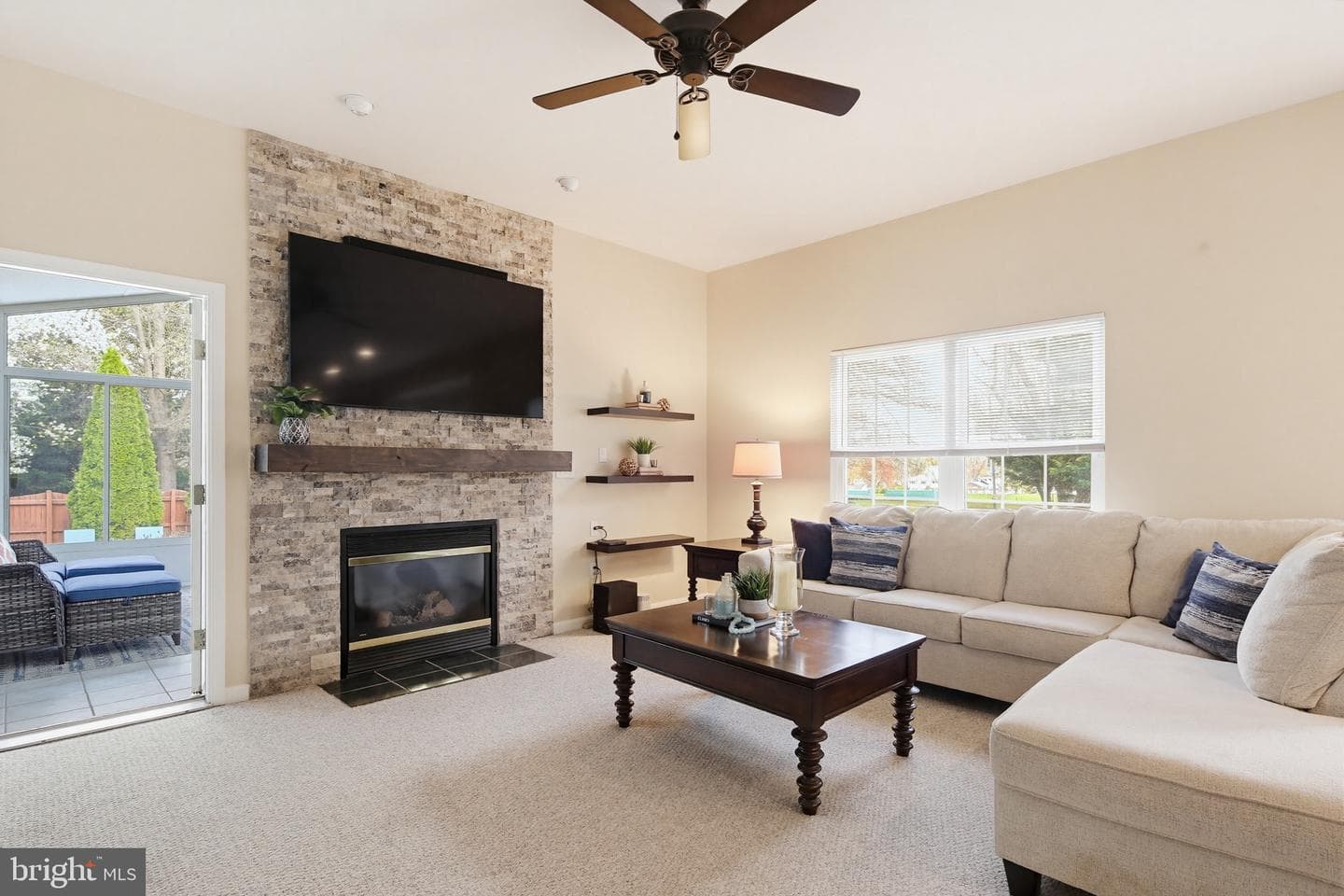 491 Lisa Avenue photo 13