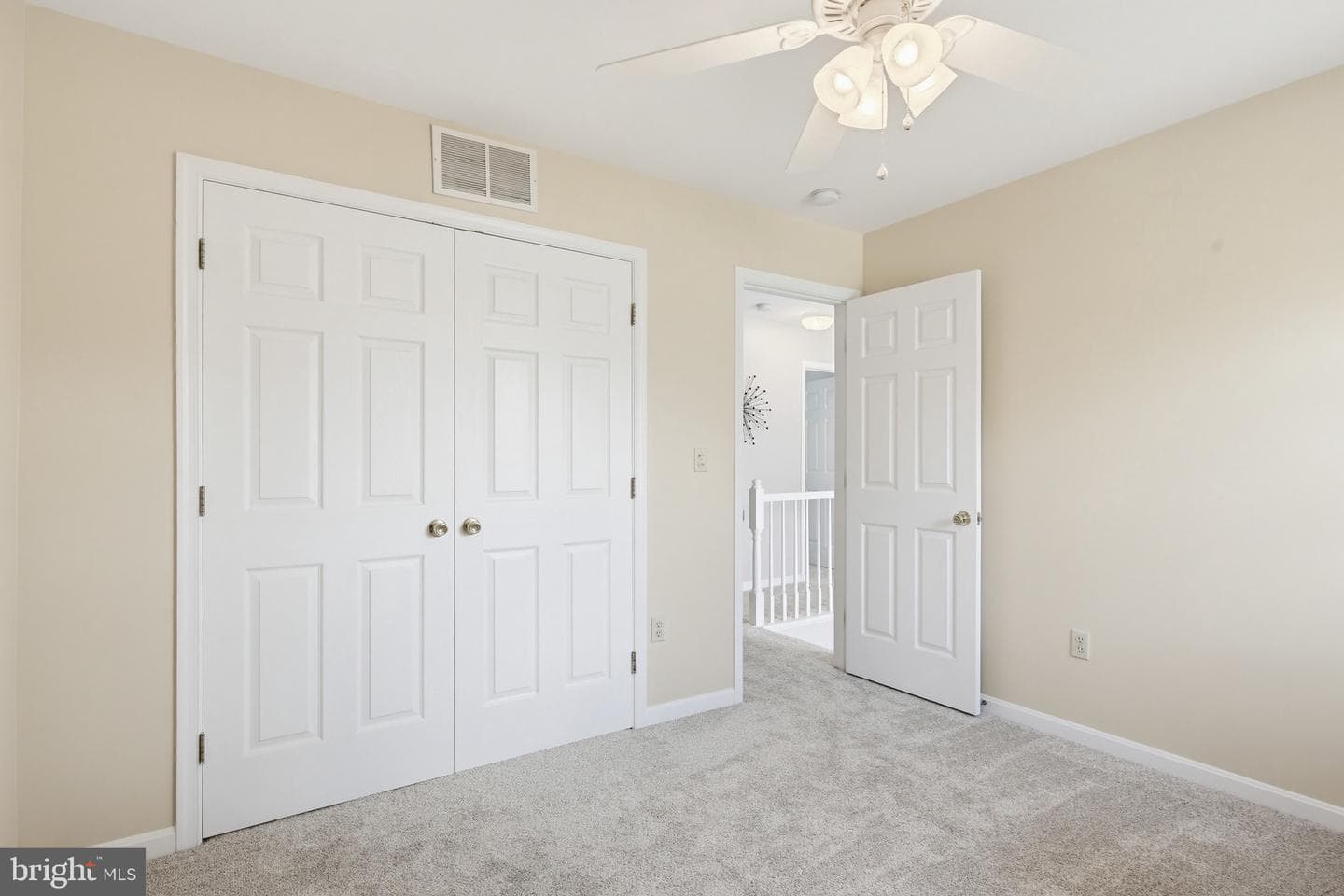491 Lisa Avenue photo 24