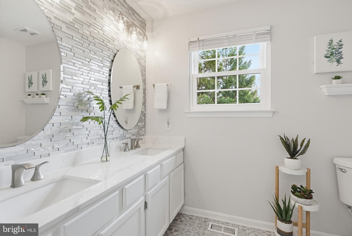 491 Lisa Avenue photo 27