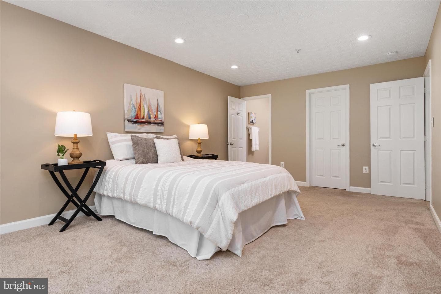 617 Admiral Drive #403 photo 19