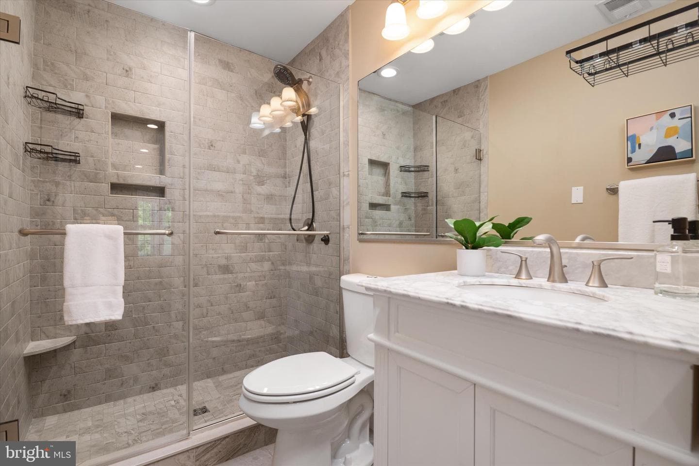 617 Admiral Drive #403 photo 20