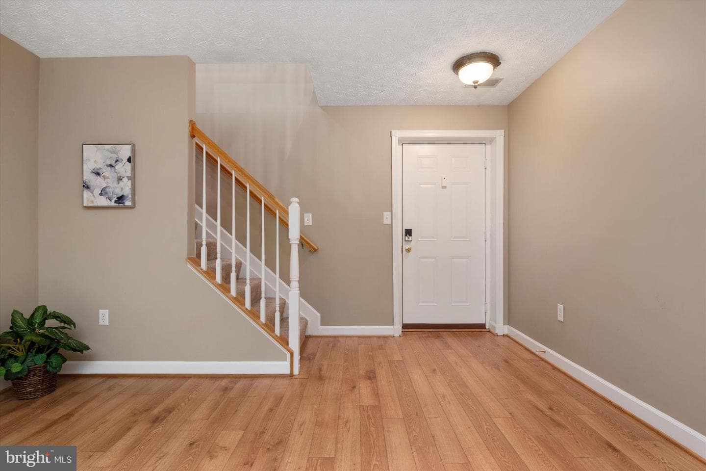 617 Admiral Drive #403 photo 6
