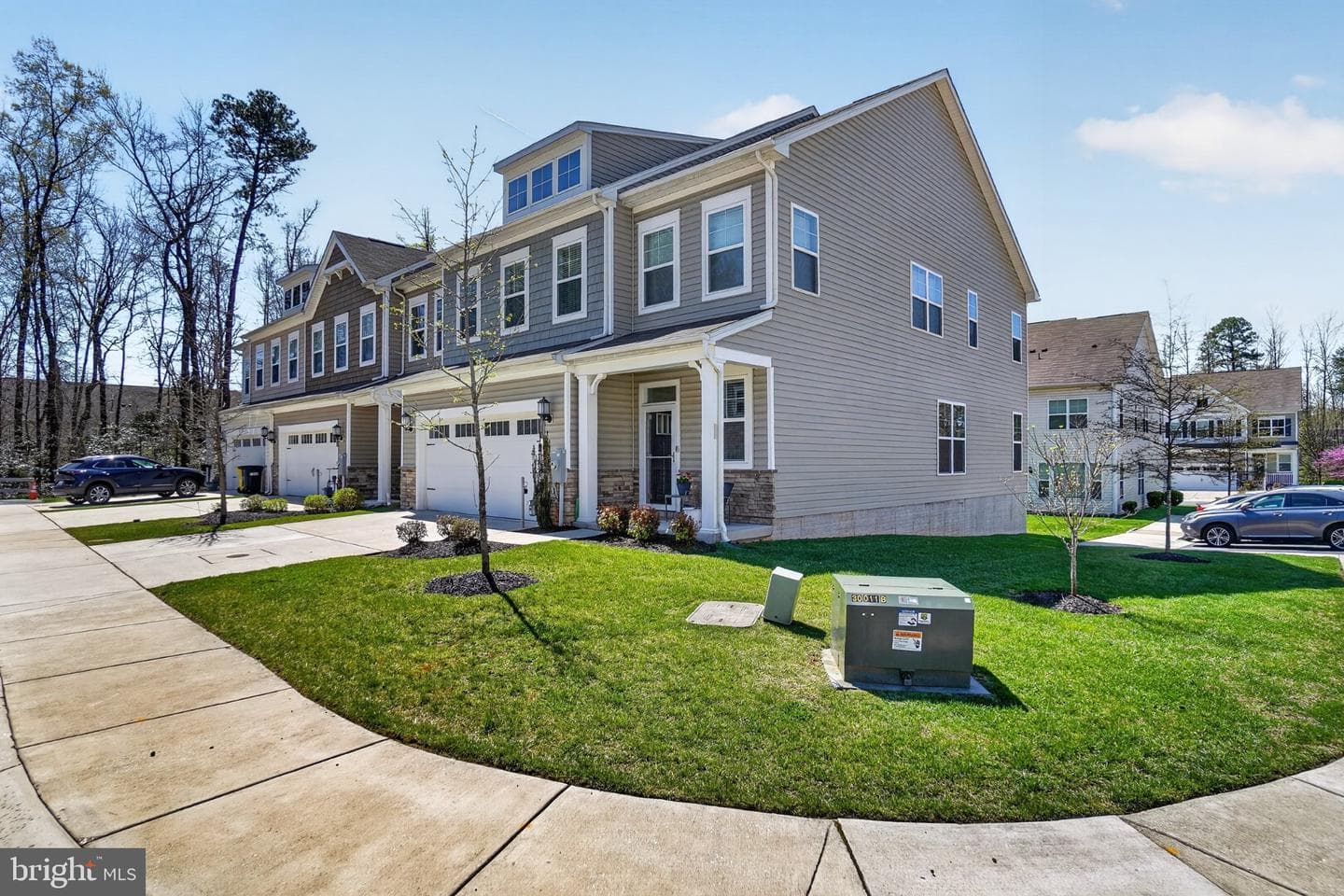 7804 Woodvale Way photo 3