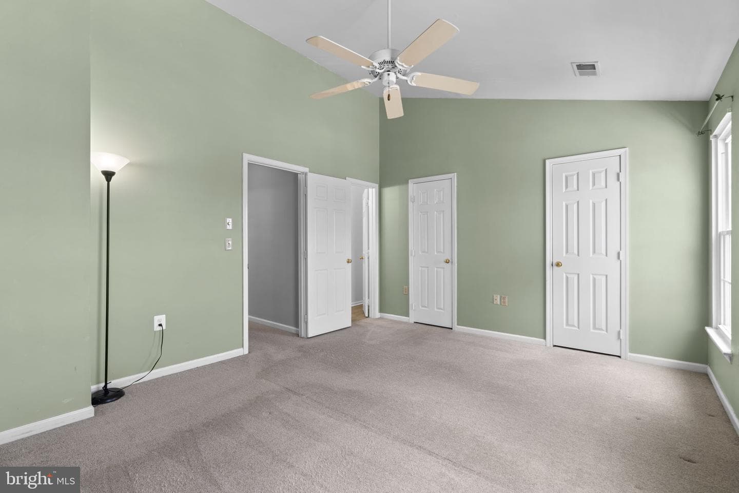 2404 Sandwich Court photo 18