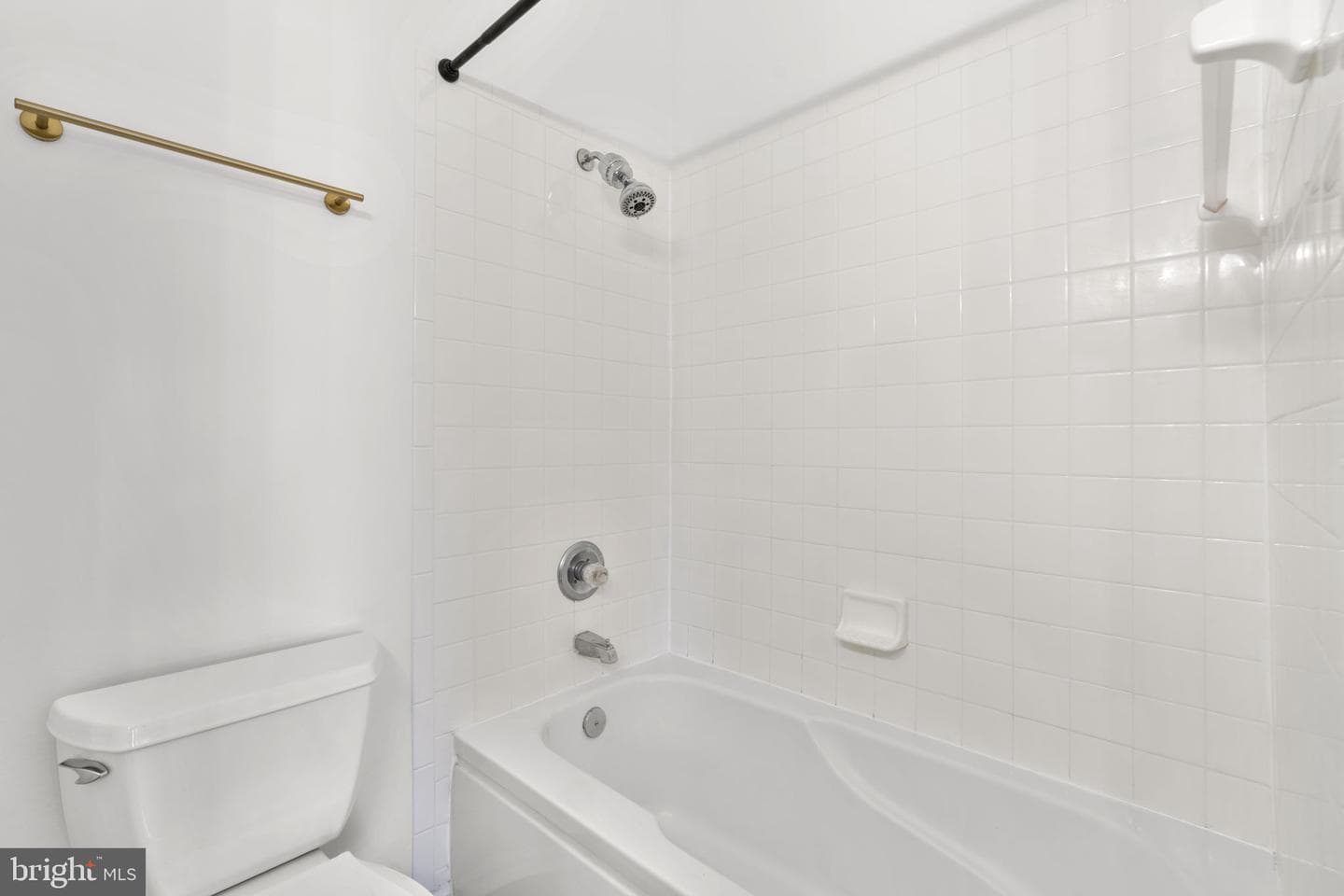 2404 Sandwich Court photo 21