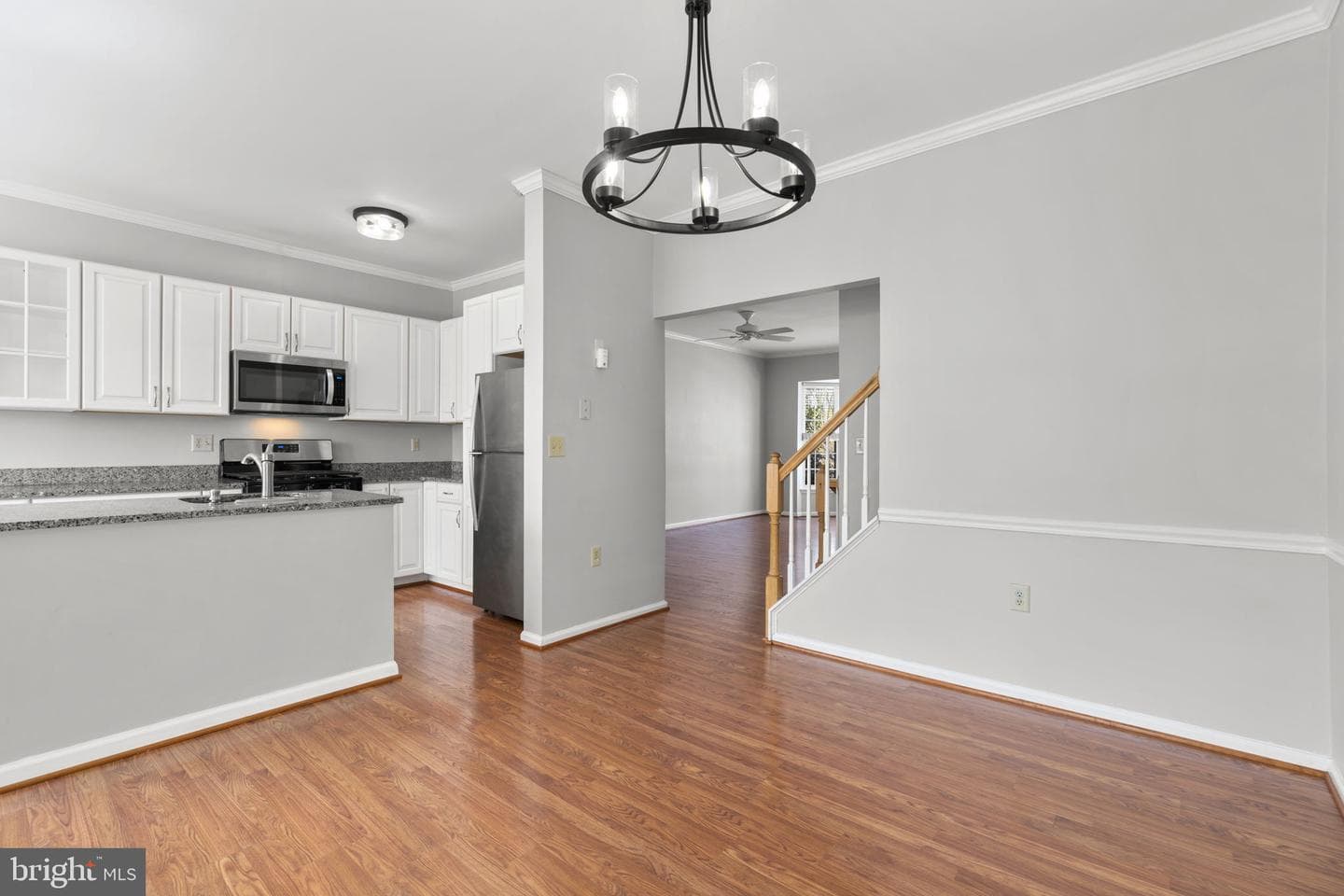 2404 Sandwich Court photo 8