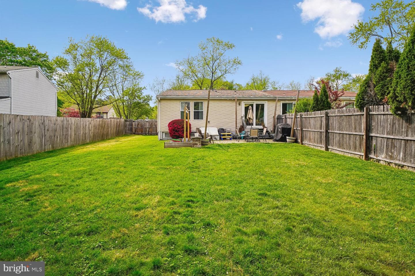 1643 Revell Downs Drive photo 3