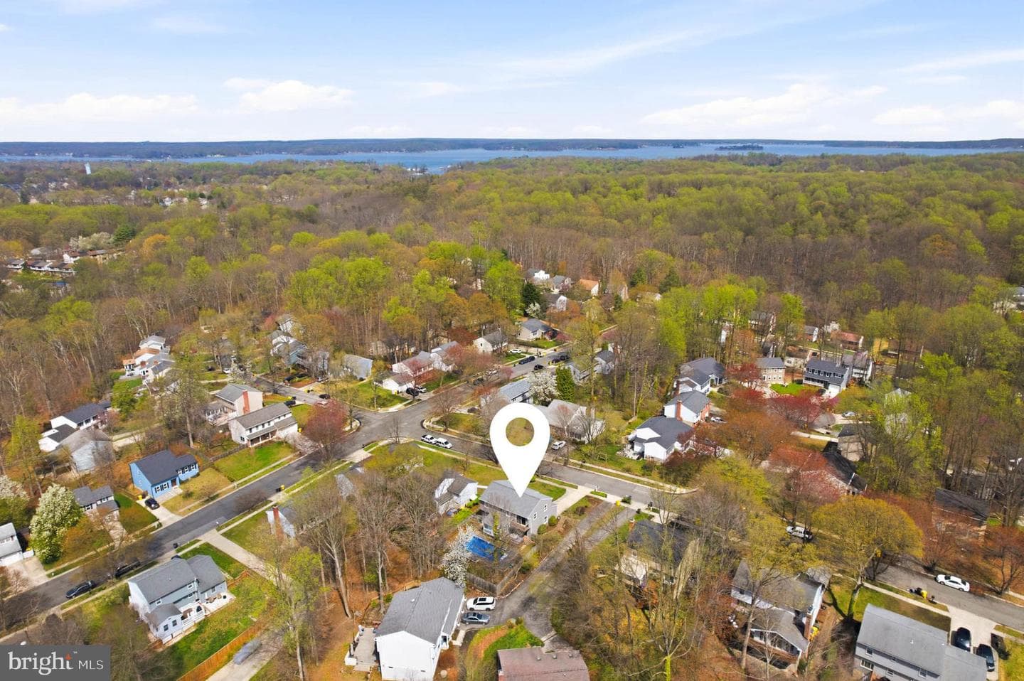 525 Loughton Lane photo 43