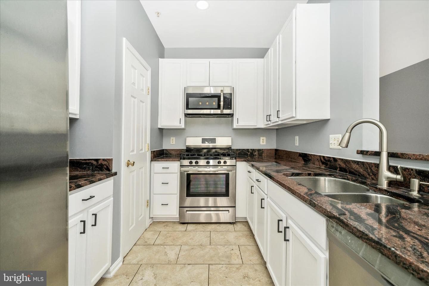 8212 Brooktree Street photo 23