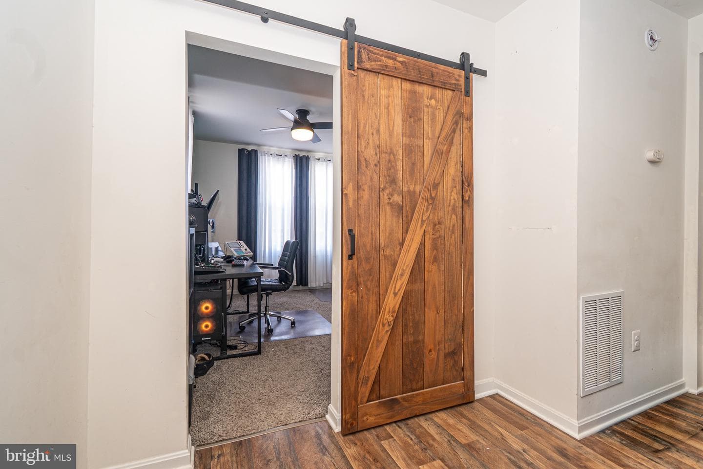 5316 Disney Avenue photo 10
