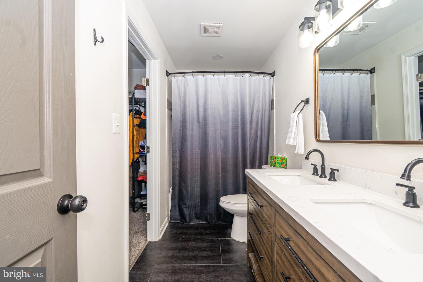 5316 Disney Avenue photo 20