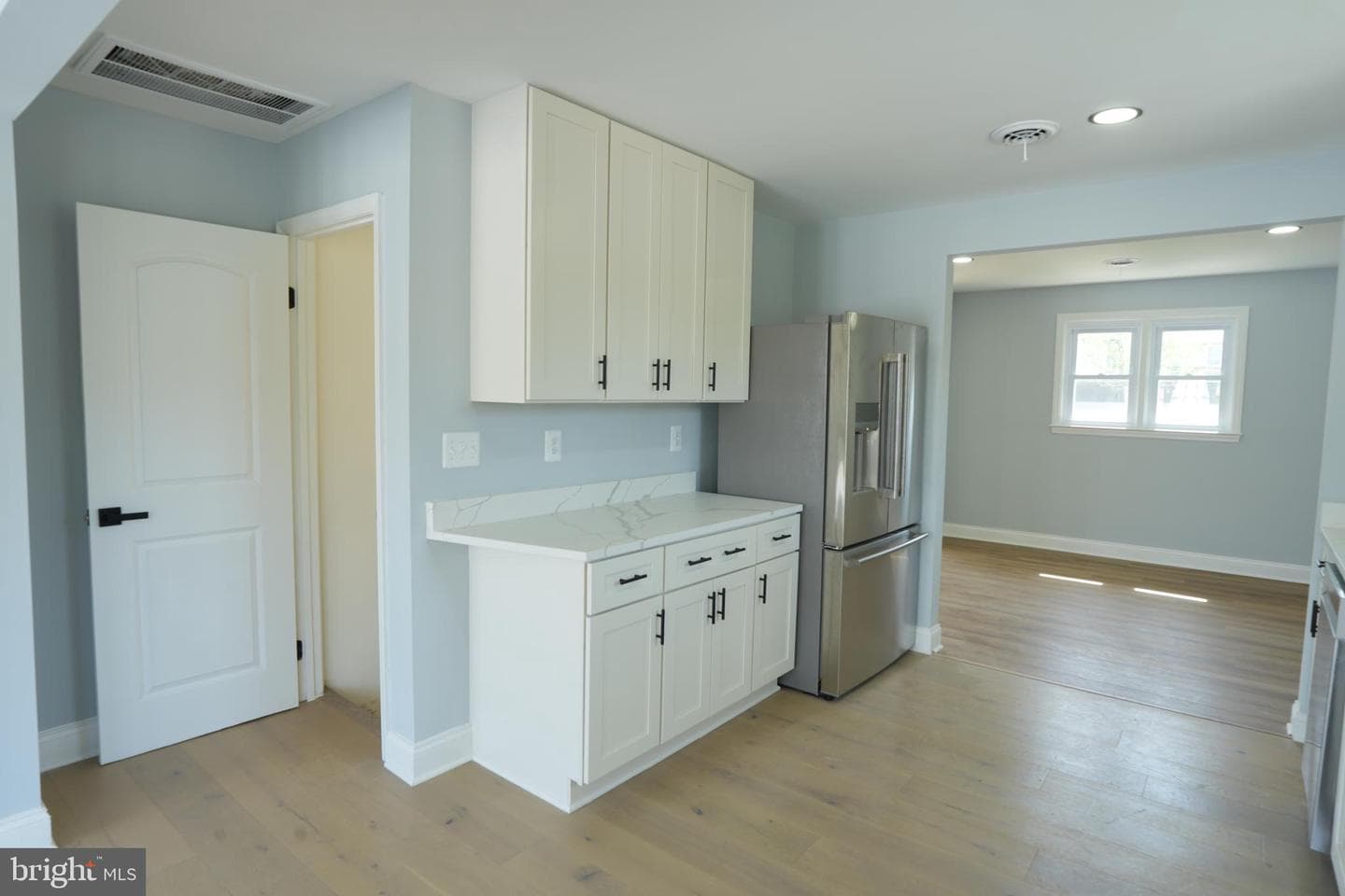18 Magnolia Avenue photo 14