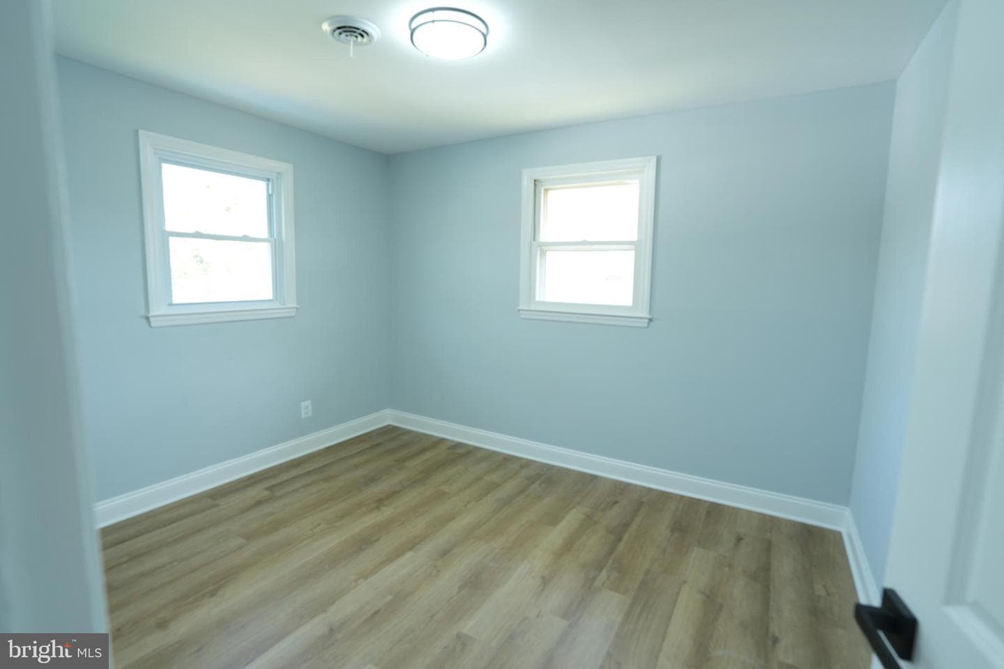 18 Magnolia Avenue photo 25