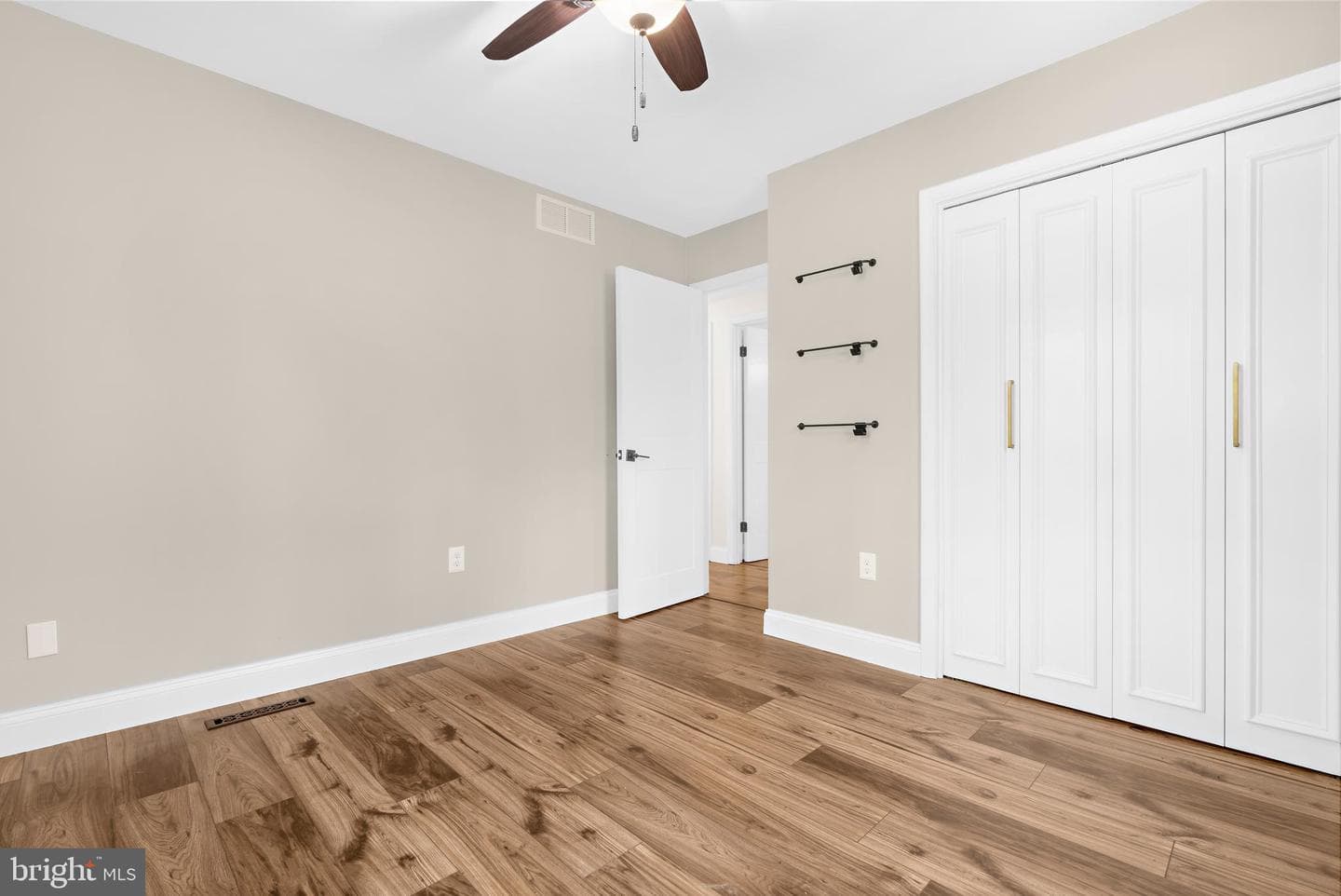 7731 Walters Road photo 23