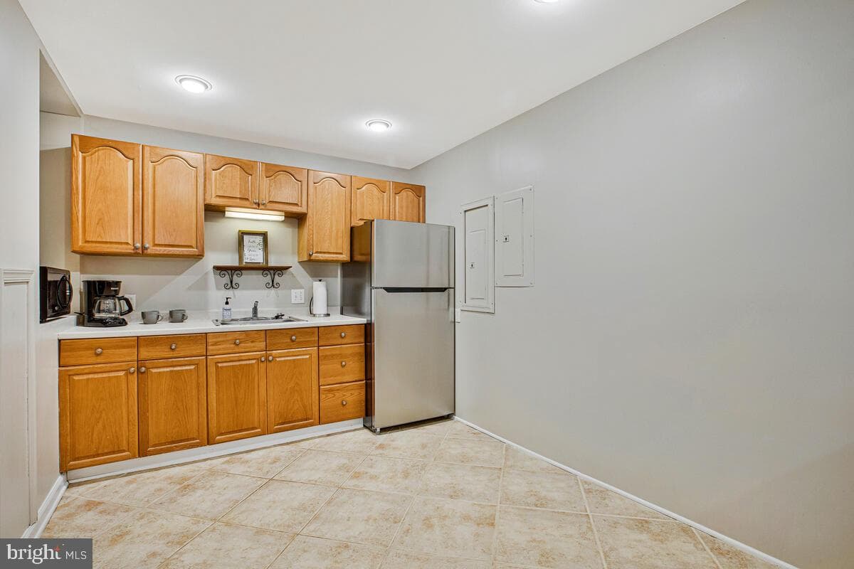3421 Swallowtail Court photo 49
