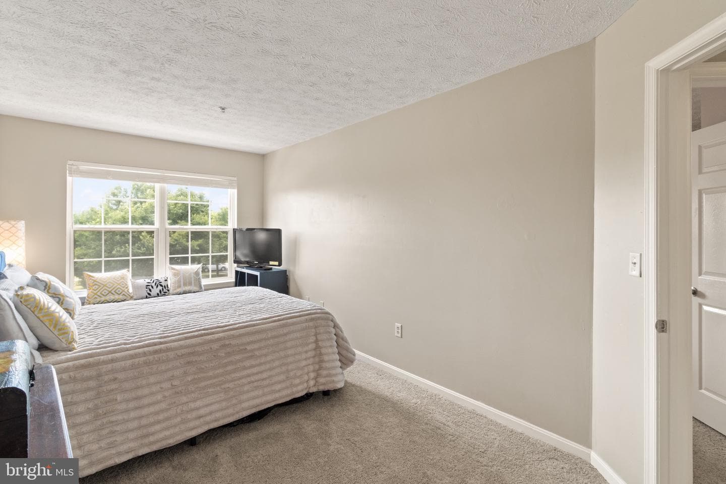 8049 Brookstone Court photo 12