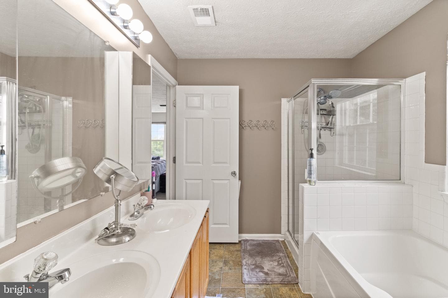 8049 Brookstone Court photo 27