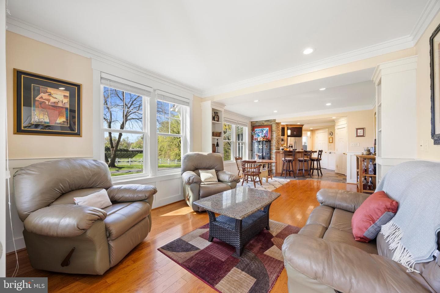 1442 Fairfield Loop Road photo 3