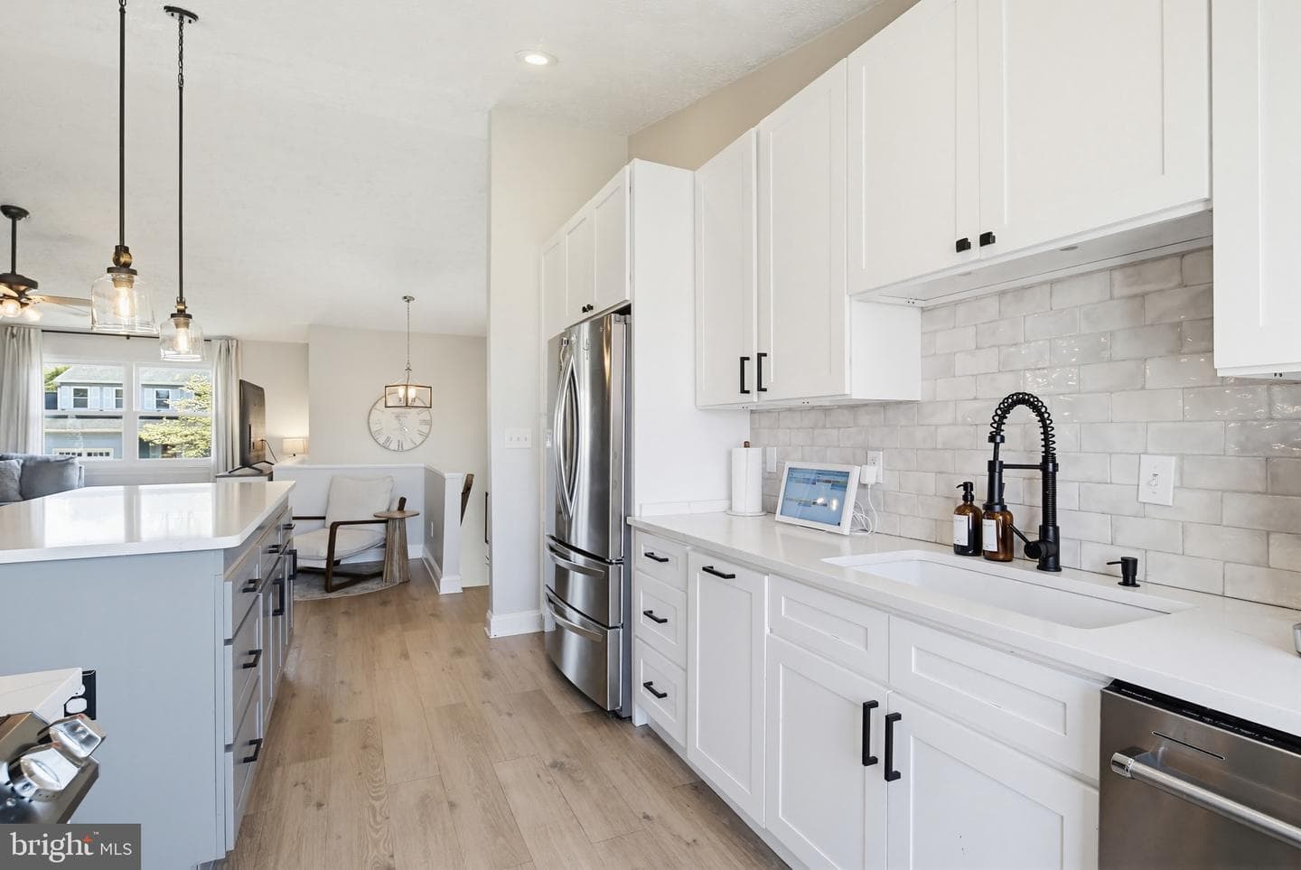 952 Seahorse Court photo 15