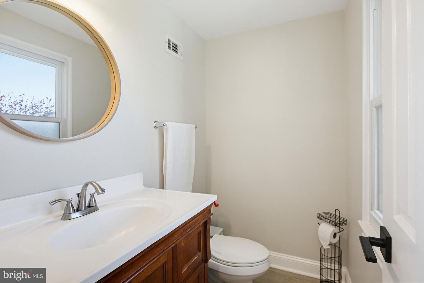 952 Seahorse Court photo 45