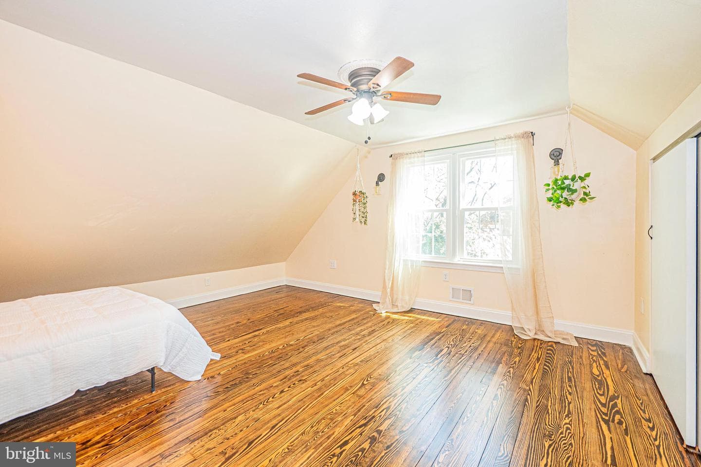 103 Nursery Road photo 29