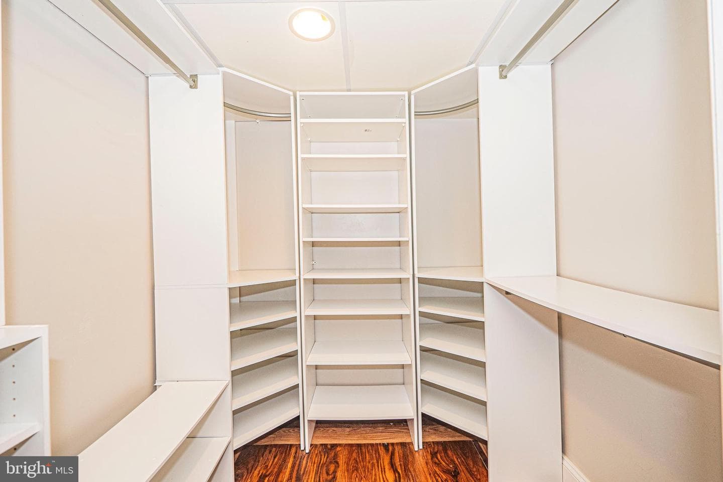 103 Nursery Road photo 42