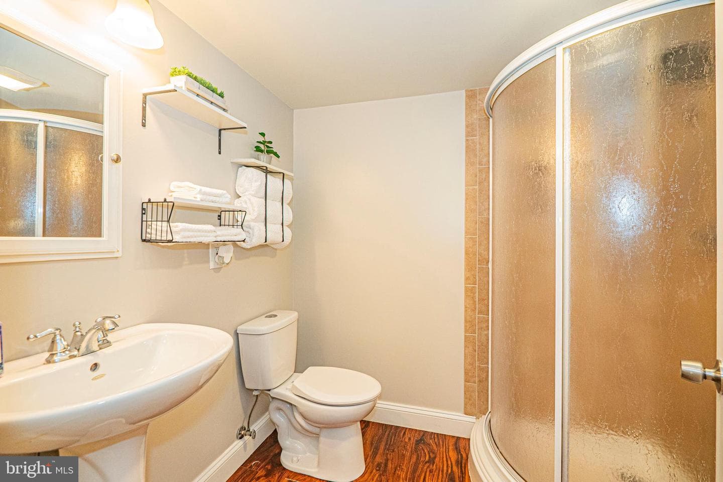 103 Nursery Road photo 43