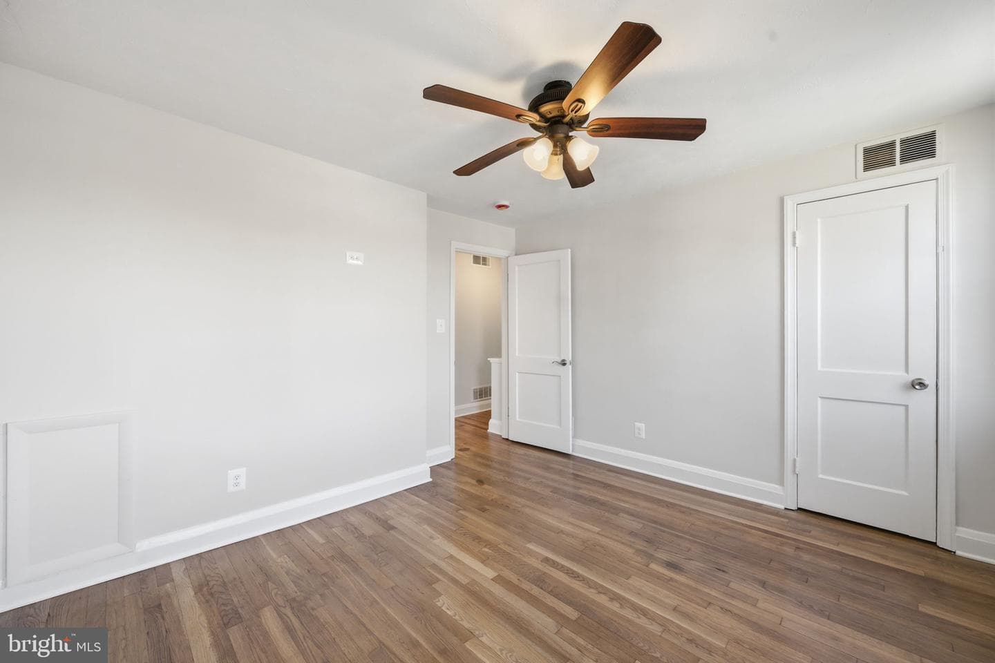 308 Georgia Avenue NE photo 6