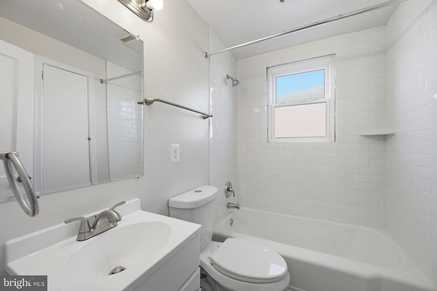 308 Georgia Avenue NE photo 8