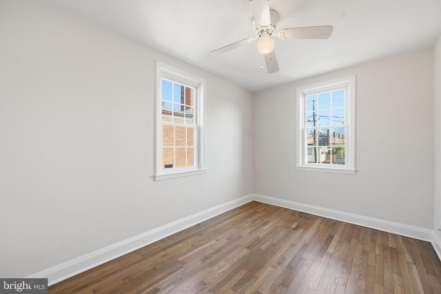 308 Georgia Avenue NE photo 9
