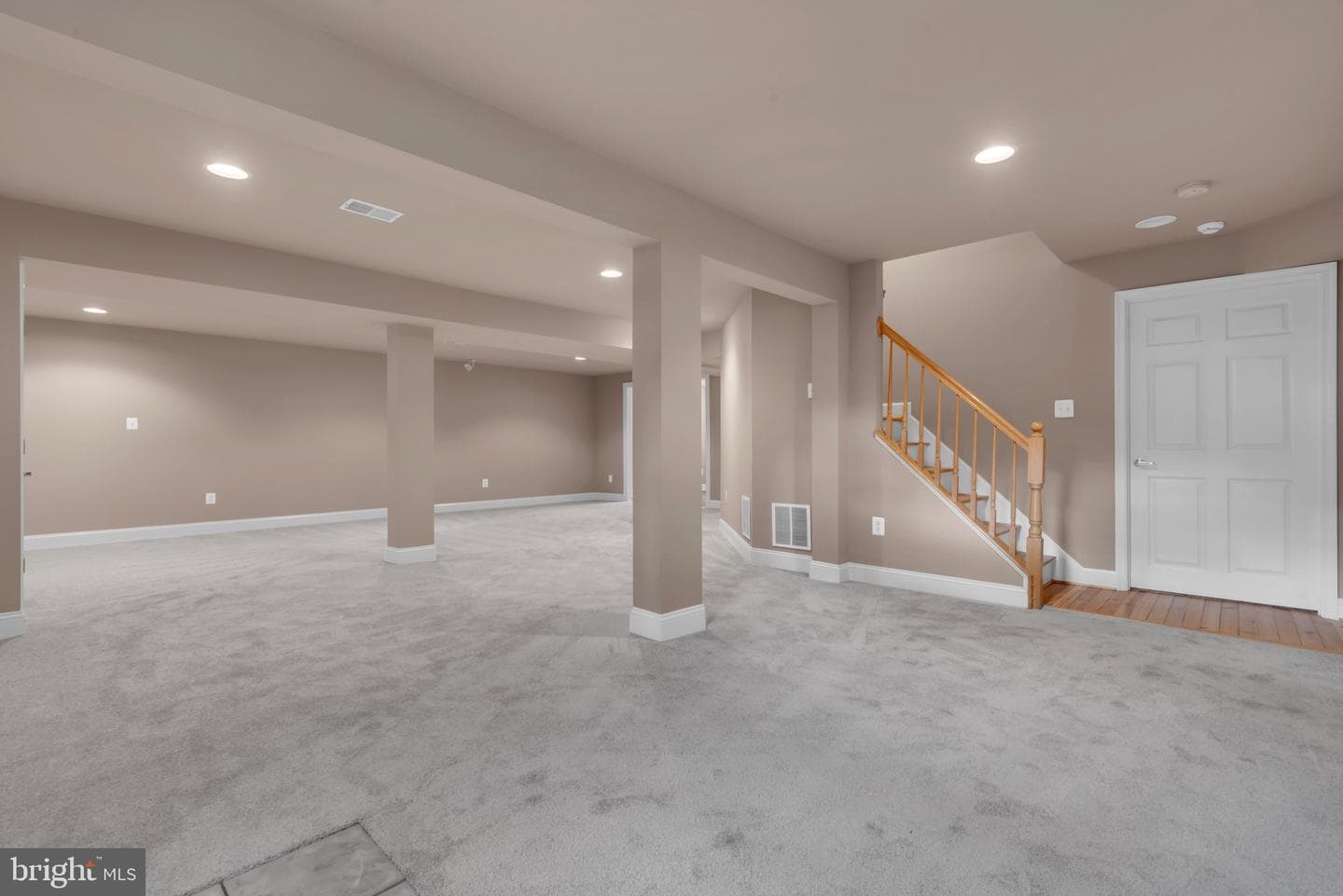 108 Clairedge Court photo 37