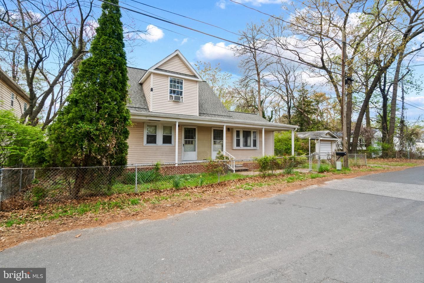 706 203rd Street photo 2