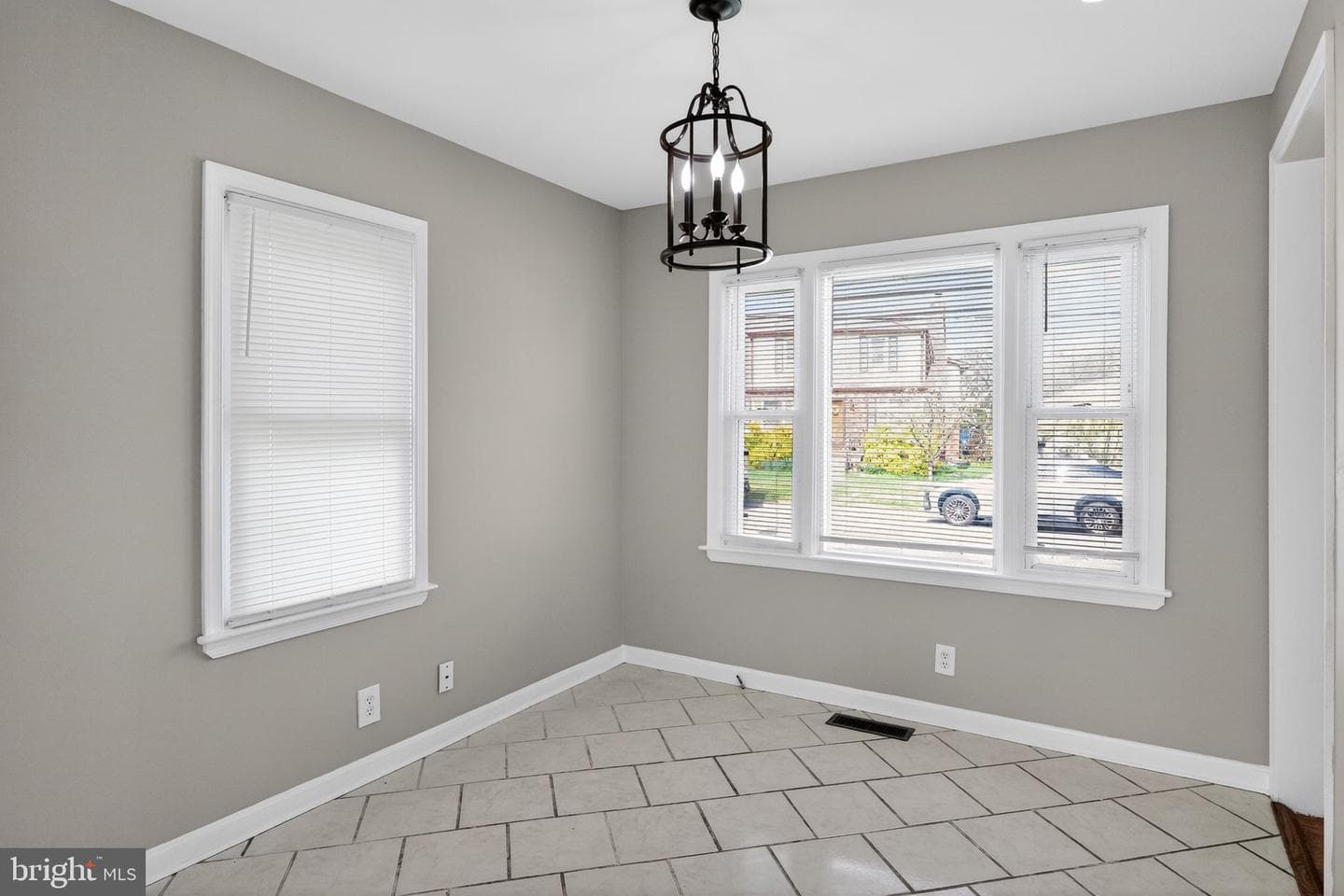 6 Circle Drive photo 14