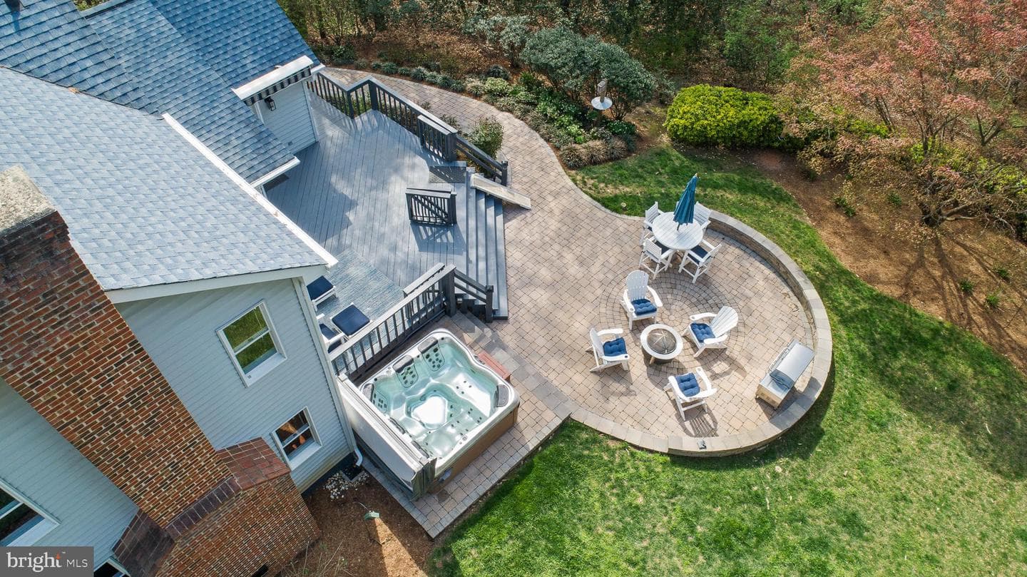 591 Pinedale Drive photo 3