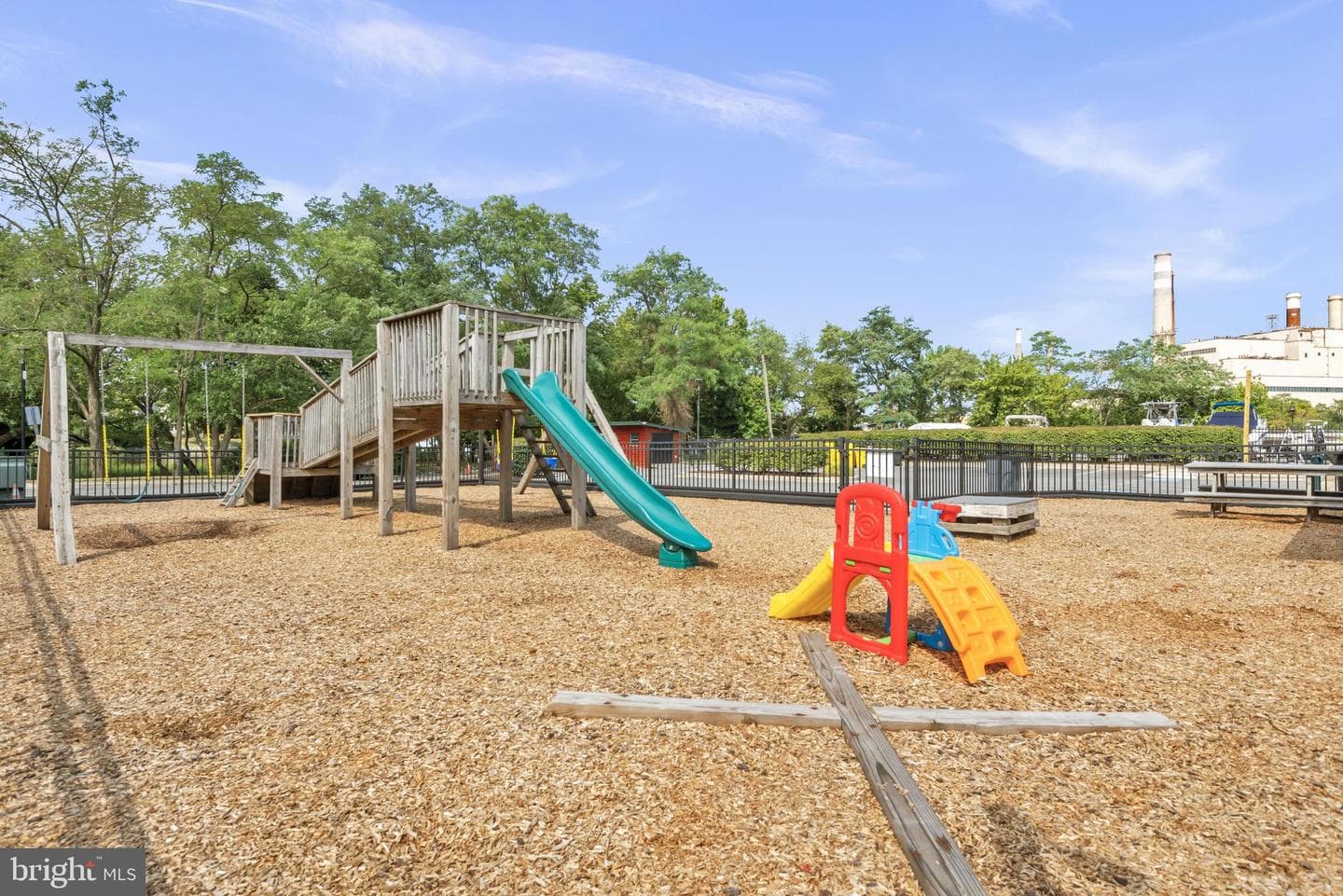 1306 Creekland Court photo 43