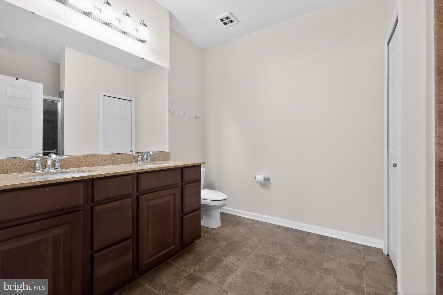 1624 Hardwick Court #104 photo 9