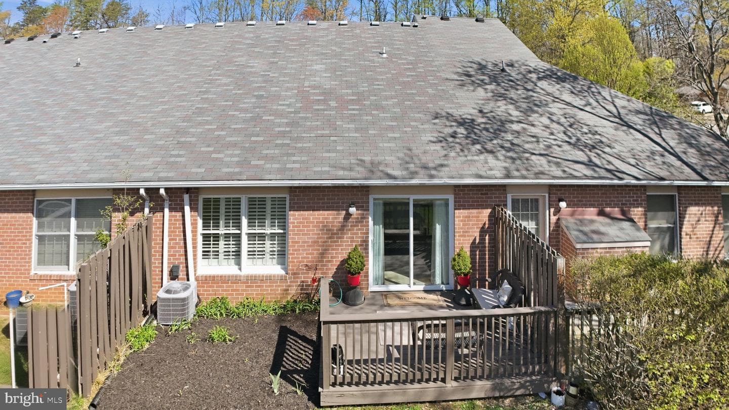 905 Yardarm Lane photo 23