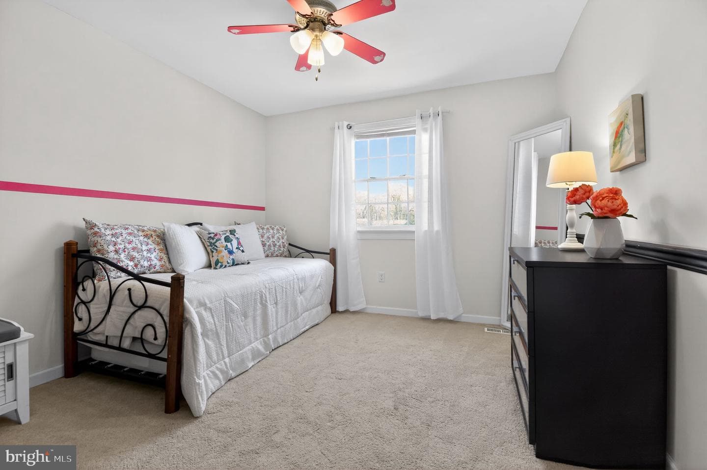 859 Birchwood Court photo 25