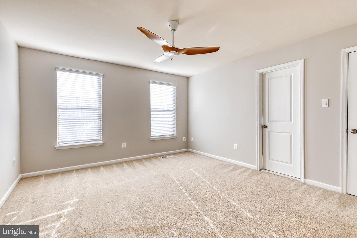 7621 Lyndon Court photo 18