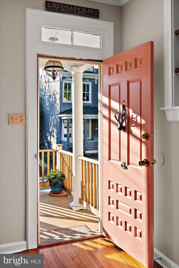 90 Charles Street photo 4