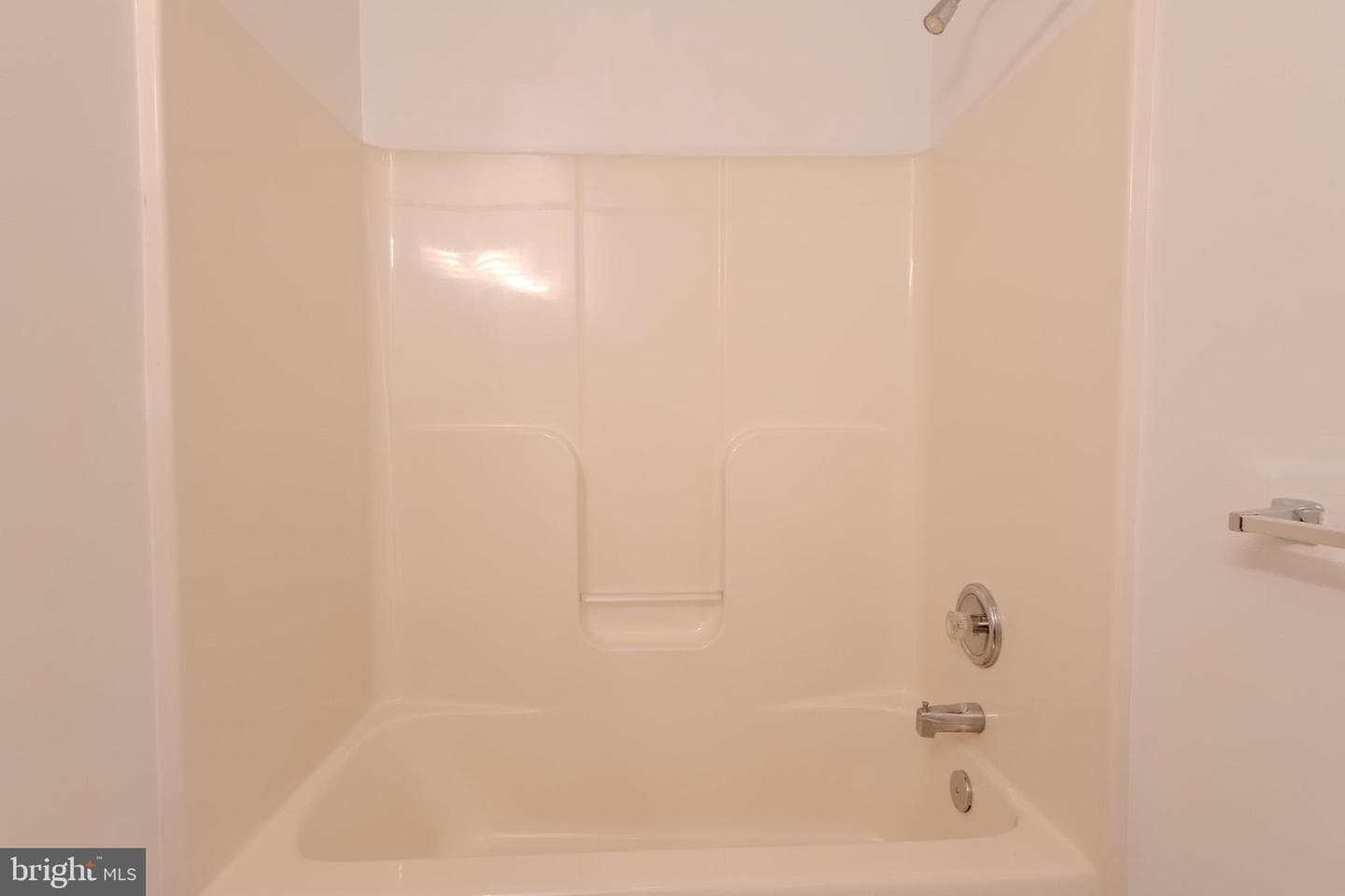 333 S Riverside Drive photo 22