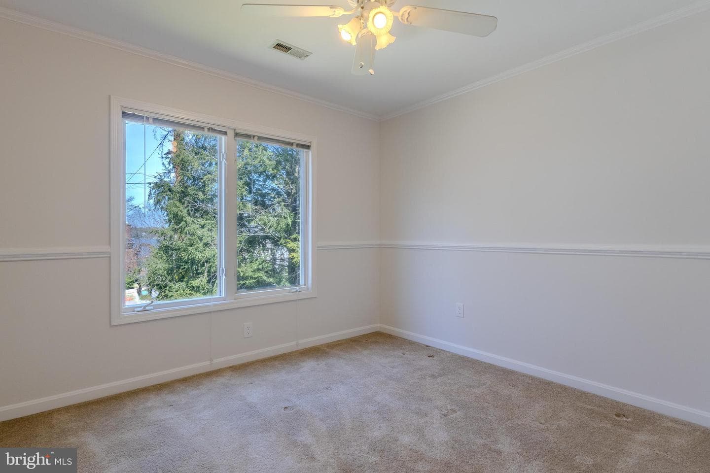333 S Riverside Drive photo 24