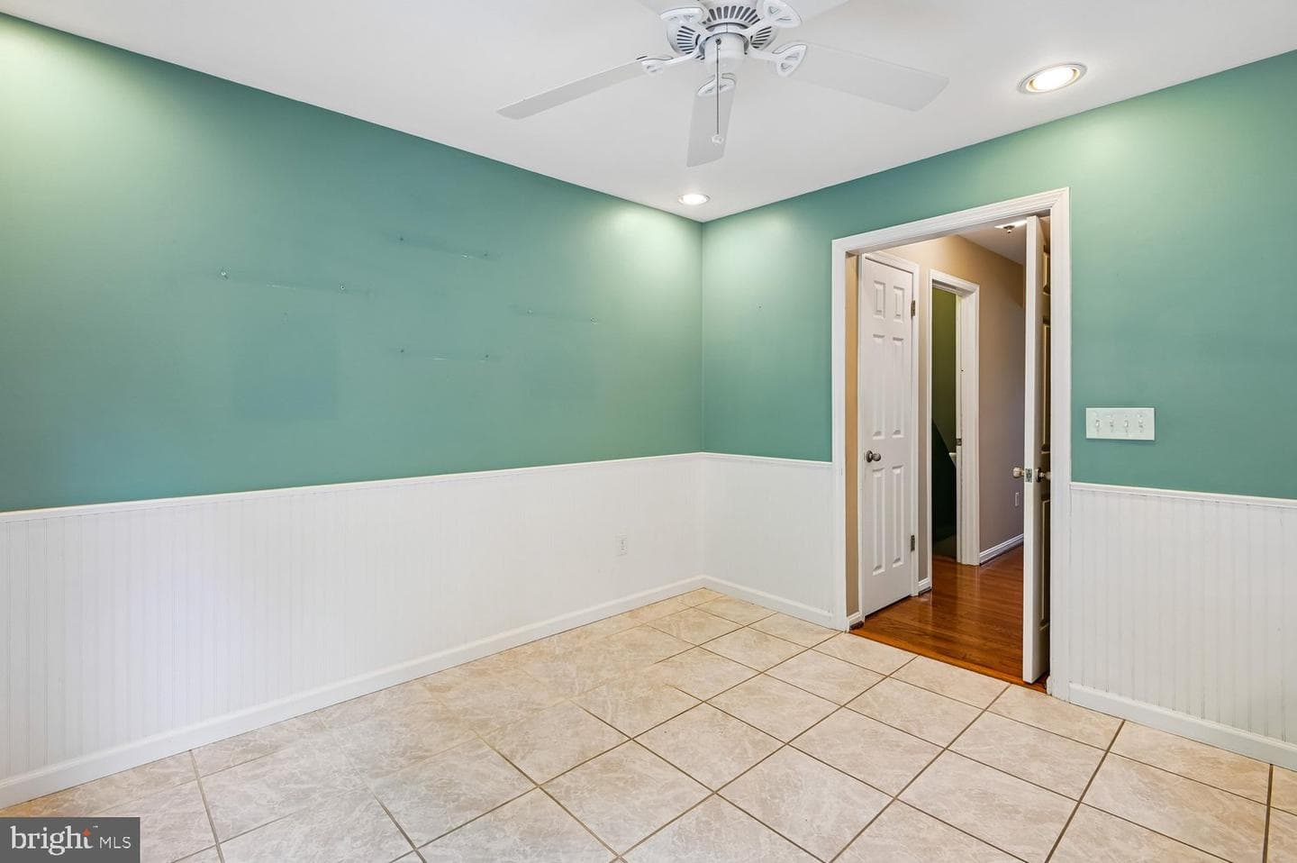 434 Peach Court photo 15