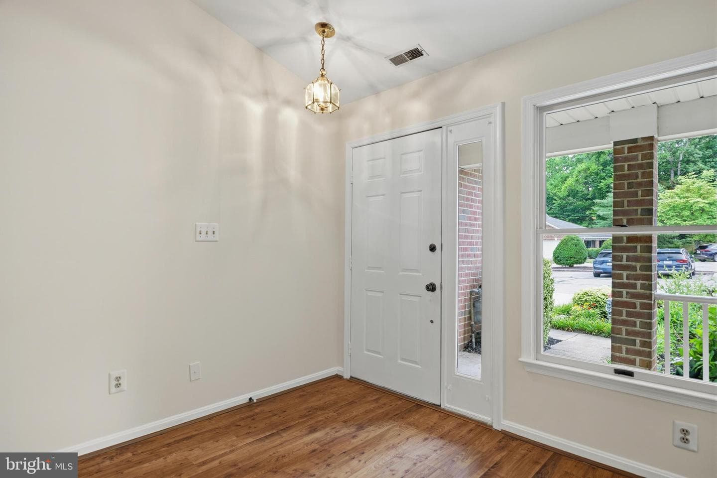 907 Beacon Way photo 12