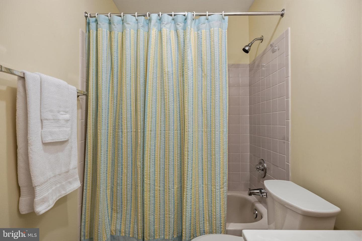 907 Beacon Way photo 13
