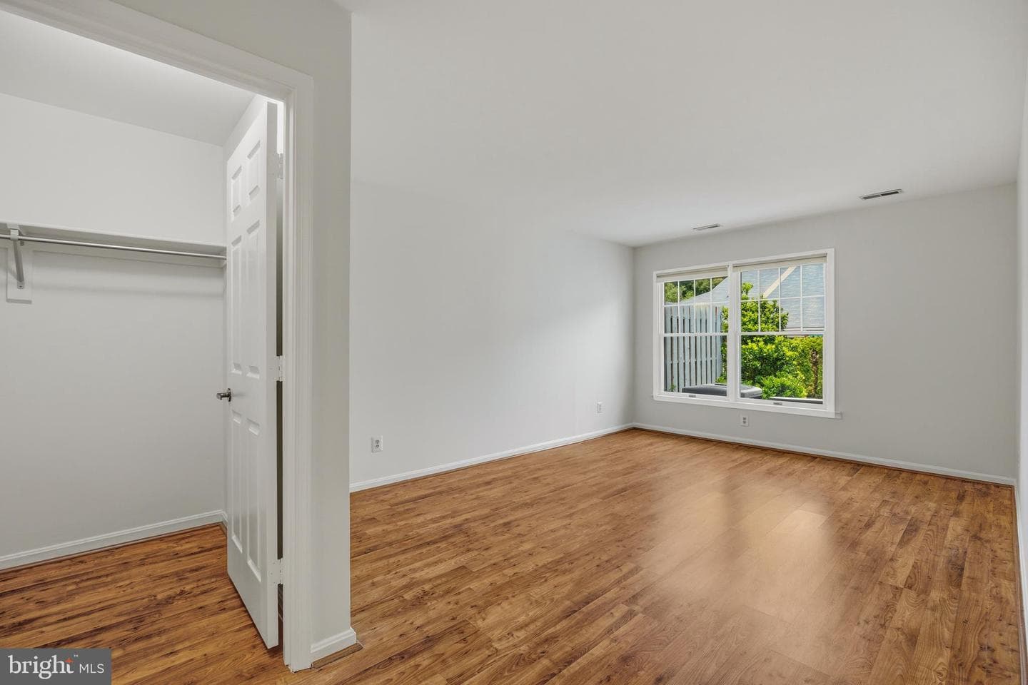 907 Beacon Way photo 18